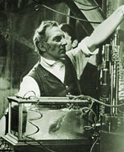 Cushing as
Frankenstein